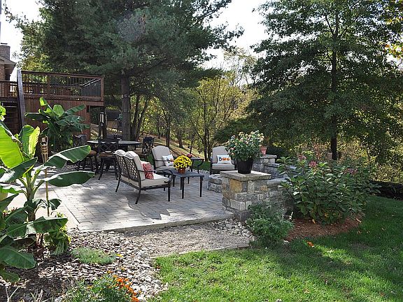 4th image of 23 Cedarview Dr