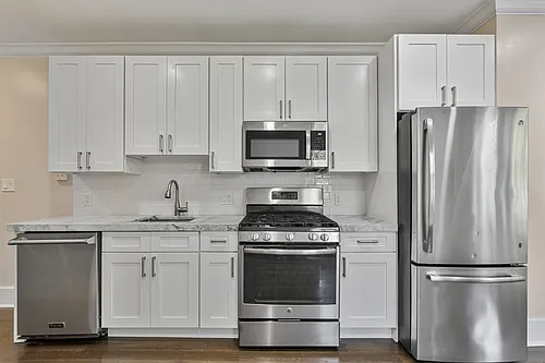 1100 Holbrook Ter NE #1 Photo 1