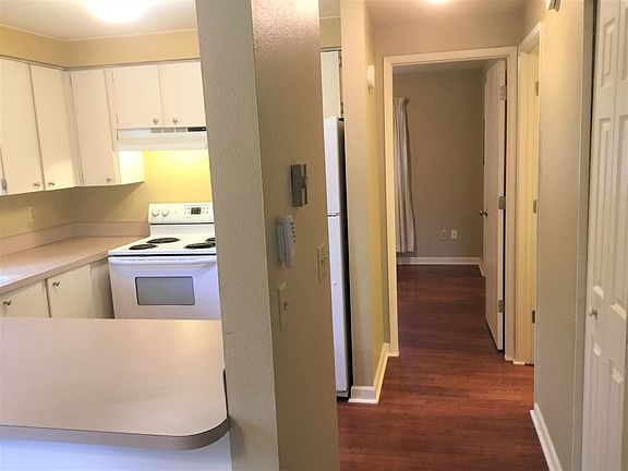 5th image of 7011-29 N Oswego Ave #7019