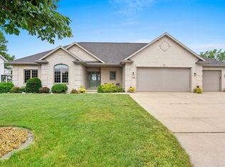 2981 Durham Rd, Green Bay, WI 54311