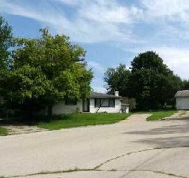 2nd image of 2116 Cortez Cir