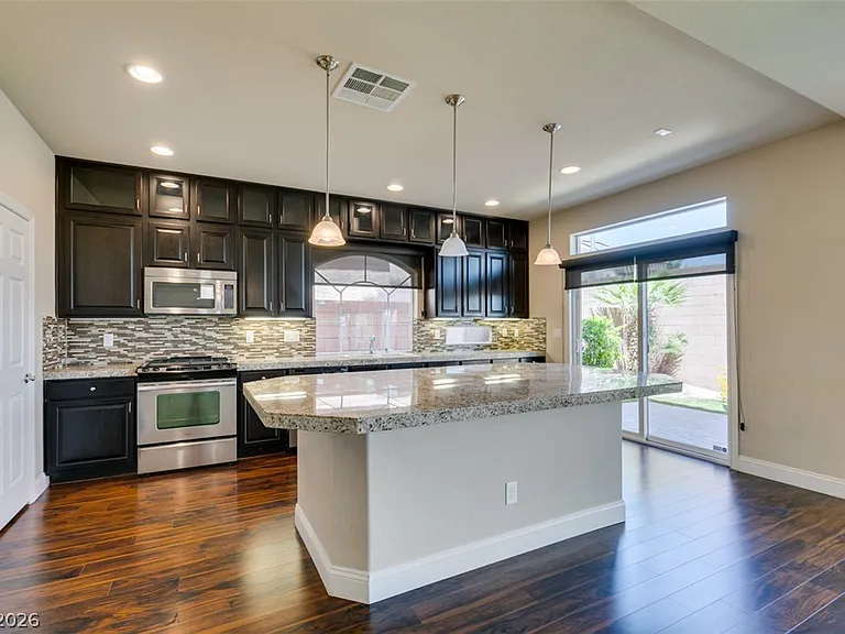 6038 Belvedere Canyon Ave — Photo 14