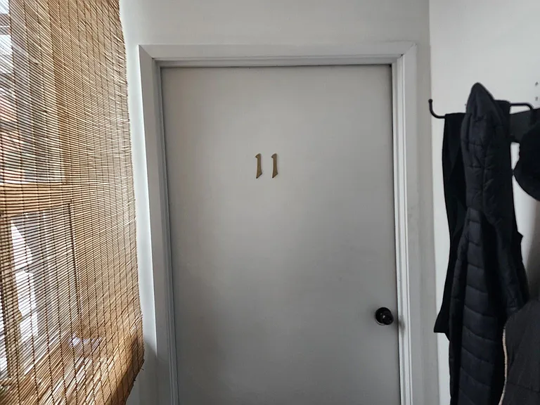 425 Jane St #11 — Photo 2
