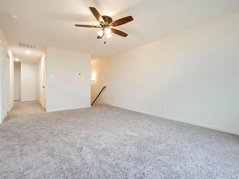 14122 Emeric St — Photo 9