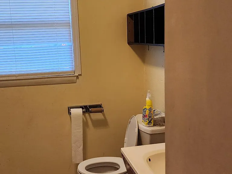 3687 Red River Dr — Photo 4
