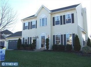 201 Monsignor Dr, Conshohocken, PA 19428
