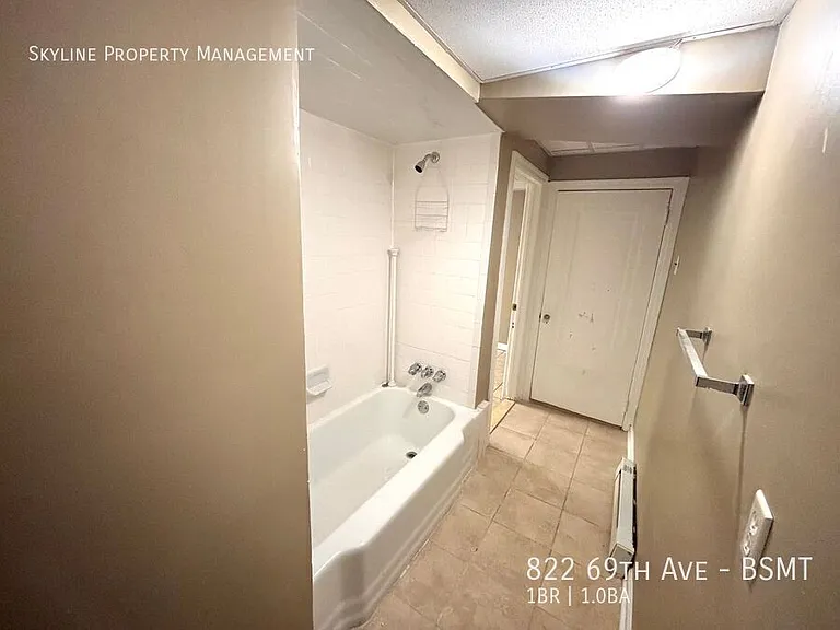 822 69th Ave #BASEMENT — Photo 12