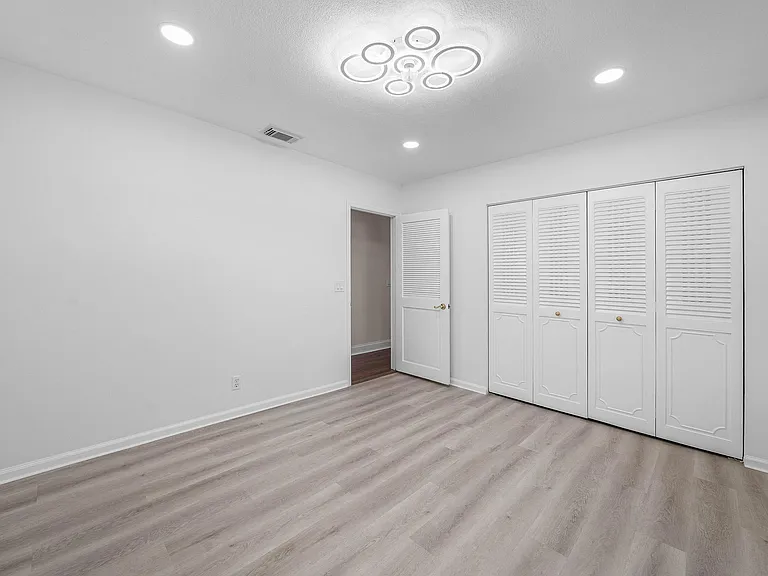 2303 Lowson Blvd #D — Photo 17