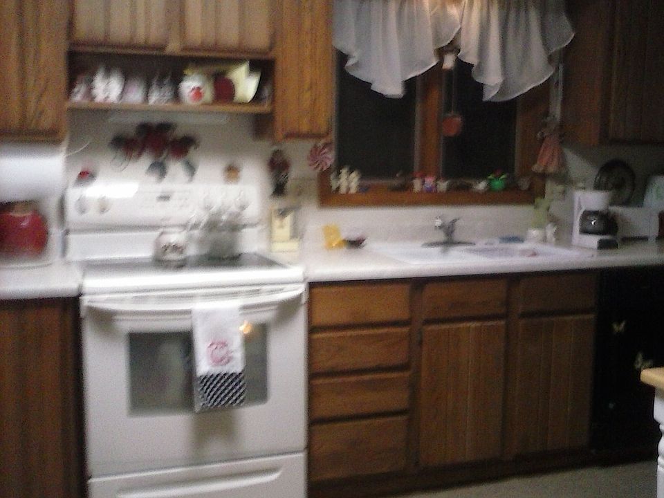 1st image of 24 Broughton Ct
