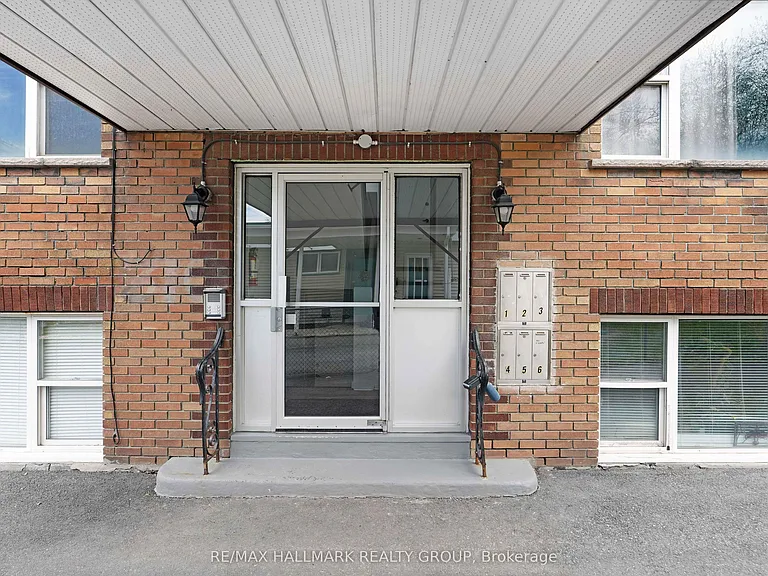 310 Byron Ave #3 — Photo 6