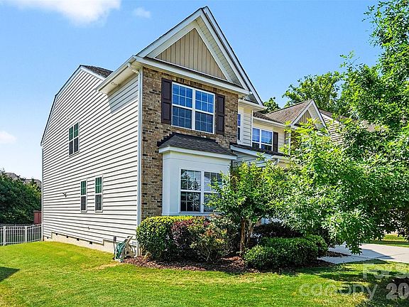 3rd image of 3016 Sewee Ln