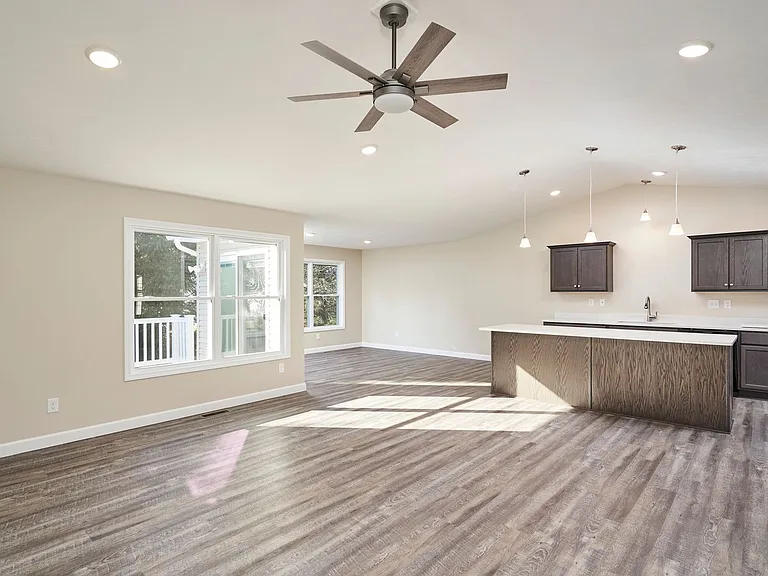 5048 Catawba Place Ln — Photo 4