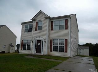 112 N Weststone Blvd, Fuquay Varina, NC 27526