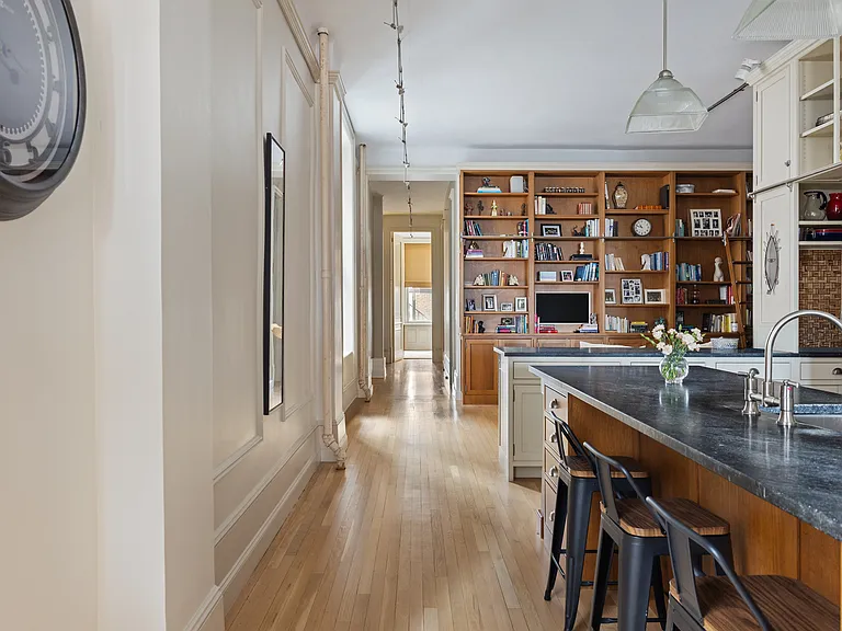 714 Broadway #8 — Photo 20