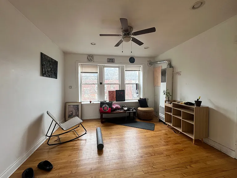 2658 W 23rd St #3R — Photo 12