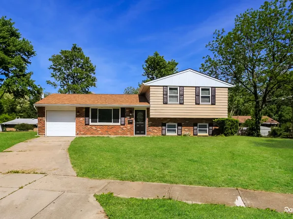 61 Beckford Dr, Cincinnati, OH 45218