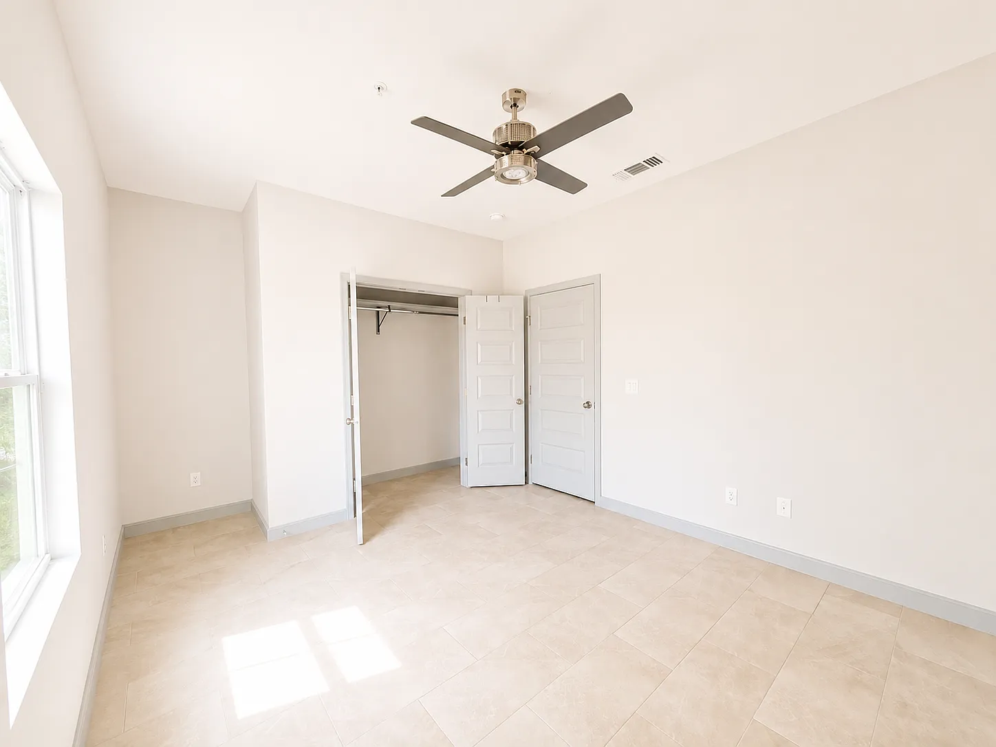 921 Jay Avenue - 8 — Photo 4