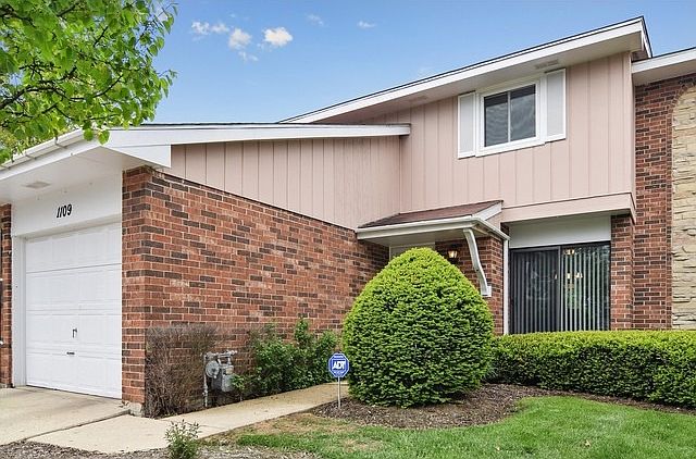 1st image of 1109 Hertford Ct