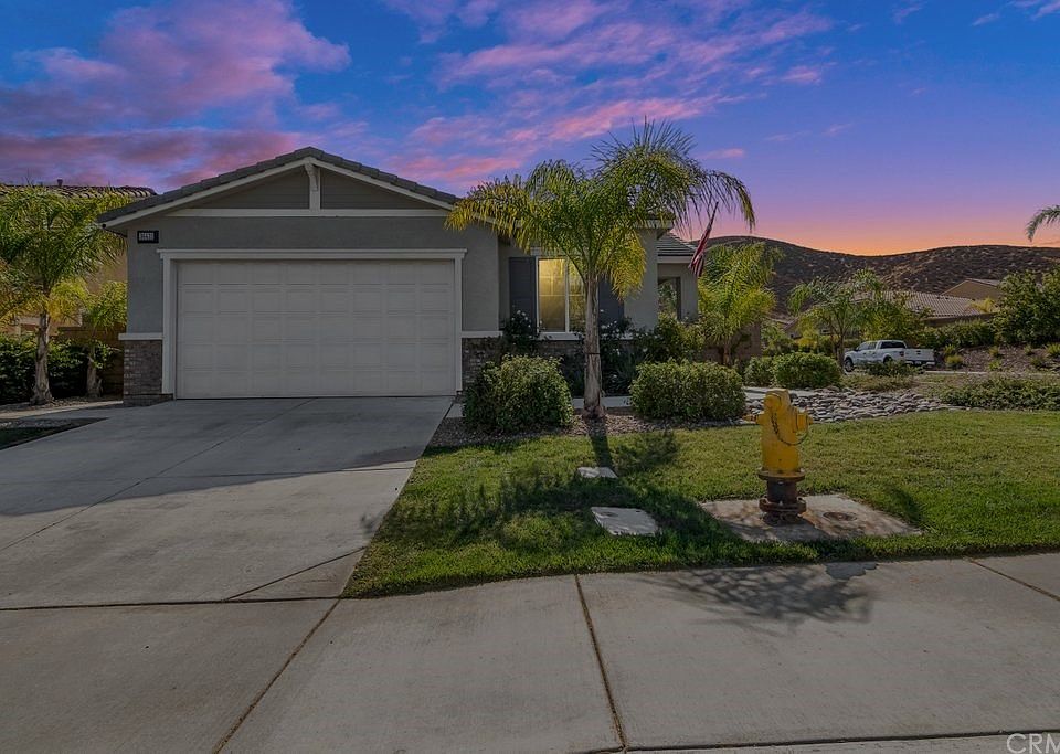 1st image of 36431 Geranium Dr