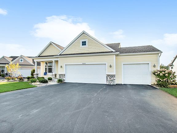 2nd image of 2445 Highridge Hills Ln SE