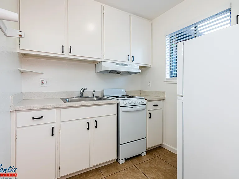 5520 Camden Ave #6 — Photo 6