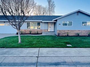 327 Wood Dr, Lodi, CA 95242