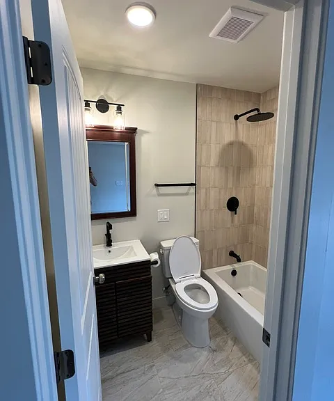 234 Newland St — Photo 18