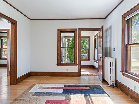 5th image of 2418 Cole Ave SE
