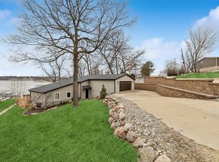 129 Cottage Ln, Montezuma, IA 50171