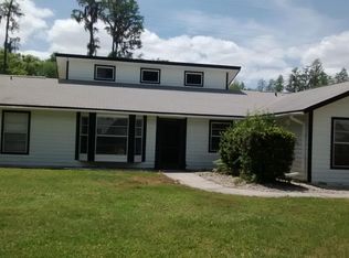 211 Duque Rd, Lutz, FL 33549