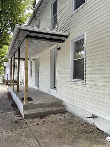 3072 Main St Photo 1