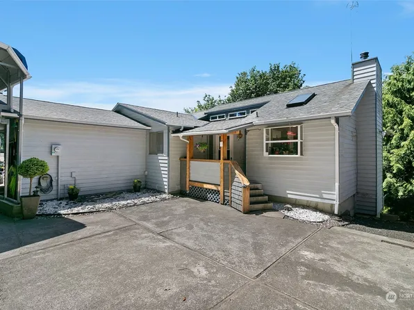 860 SE Baby Doll Road, Port Orchard, WA 98366