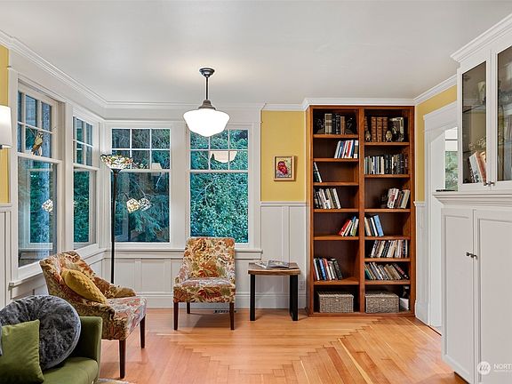 5th image of 3415 Norton Avenue