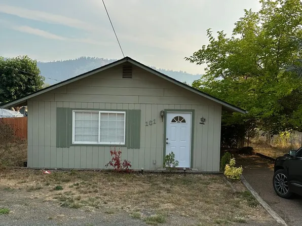 161 SE Suksdorf St, Winston, OR 97496