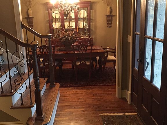 4th image of 41 Bristol Ct