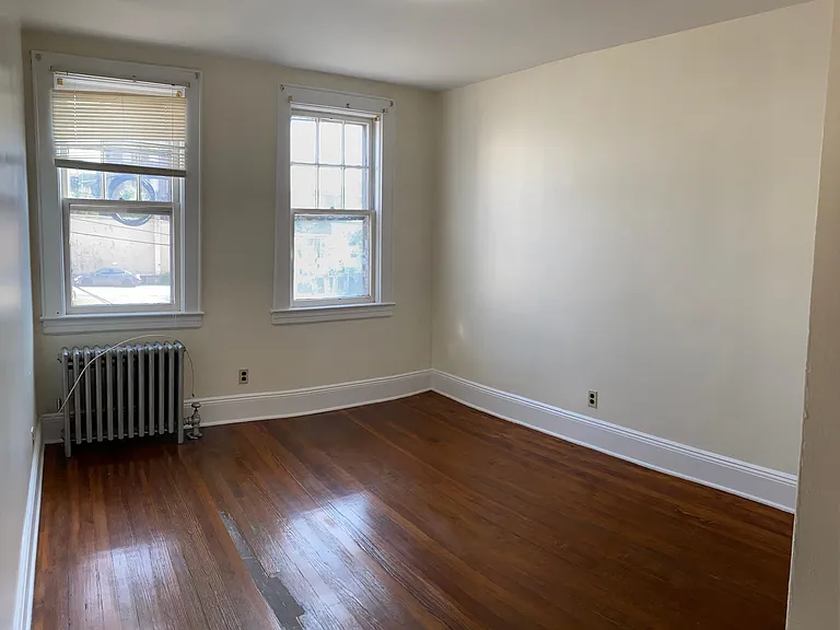 53 Johnston Ave — Photo 7