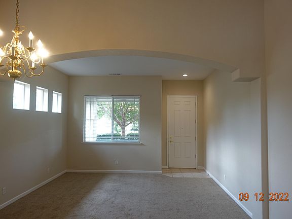 2nd image of 500 Twinwood Loop