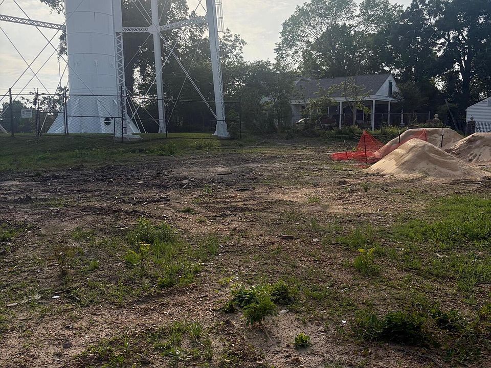 2nd image of 504 N Union St