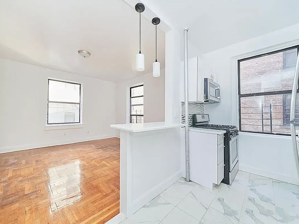 1st image of 13 Cumming St #4I