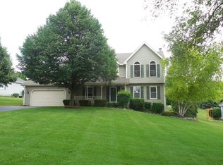 1430 Spring Hill Dr, Algonquin, IL 60102