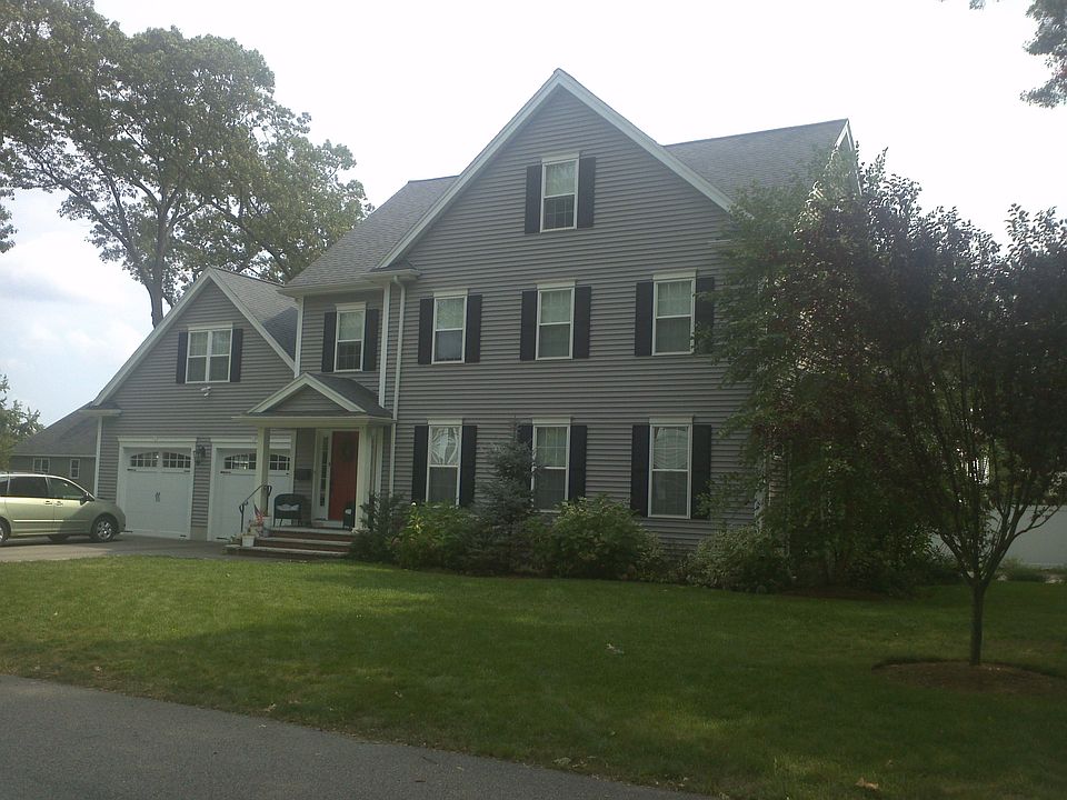 4 Matthews St Dedham MA
