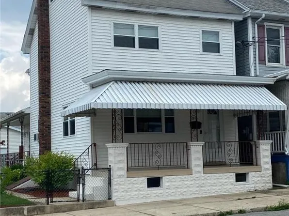 206 E White St, Summit Hill, PA 18250