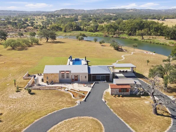 4273 MORRIS RANCH RD, Fredericksburg, TX 78624