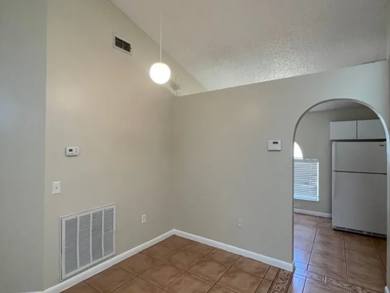 4312 Iveyglen Ave — Photo 6