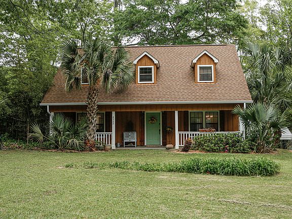 3rd image of 8922 Lake Flora Dr