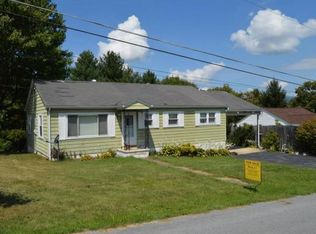 128 Honeycutt St, Elizabethton, TN 37643