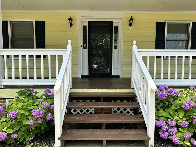 416 Georgetown Cir — Photo 2