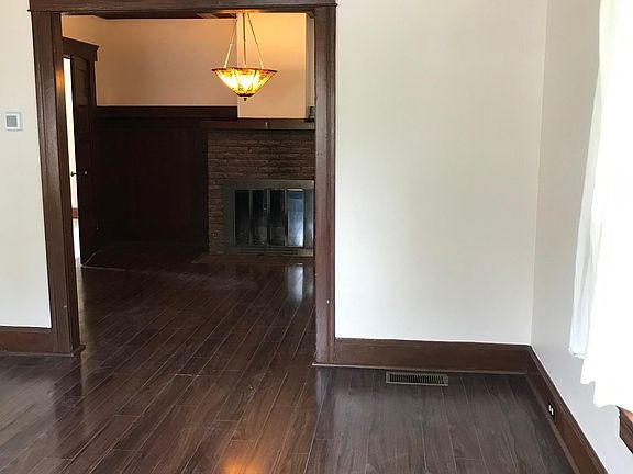 4th image of 881 Winona Ave