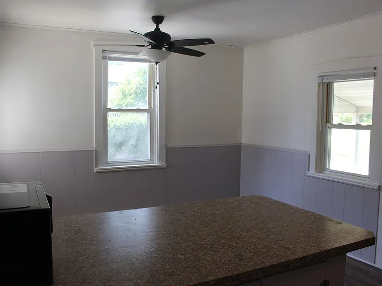 209 W Frederick St — Photo 8