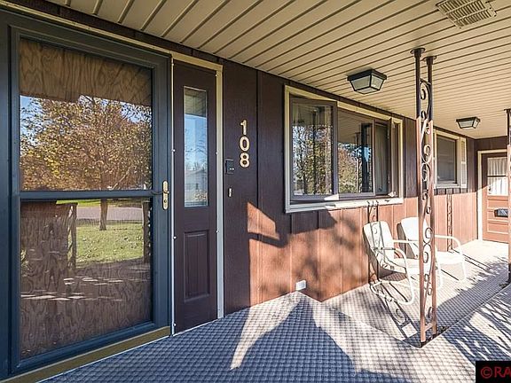 2nd image of 108 Viking Dr